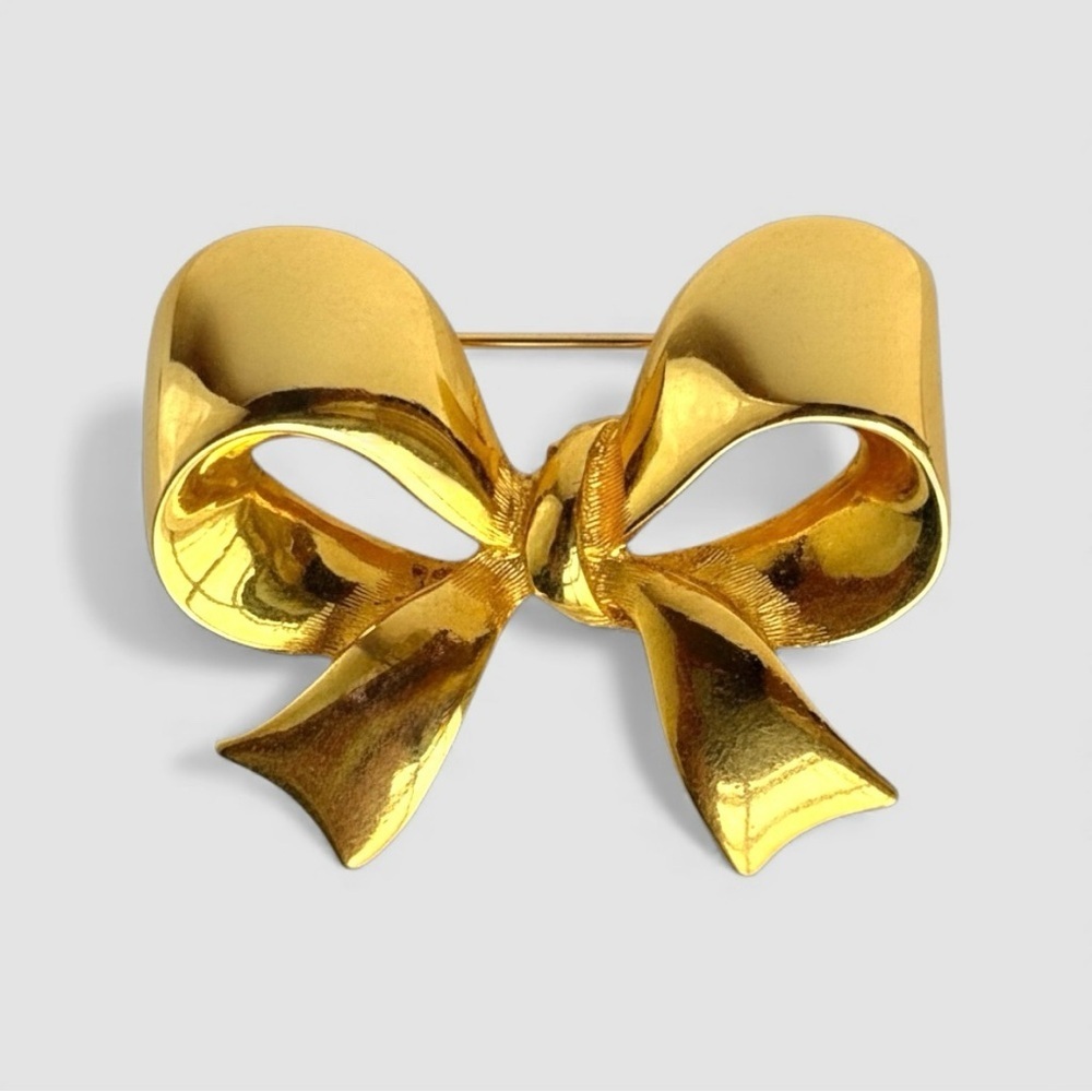 Vintage Gold Tone Large Bow Brooch Pin Ribbon Design Elegant Retro
